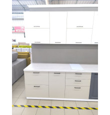 Готовая кухня с экспозиции